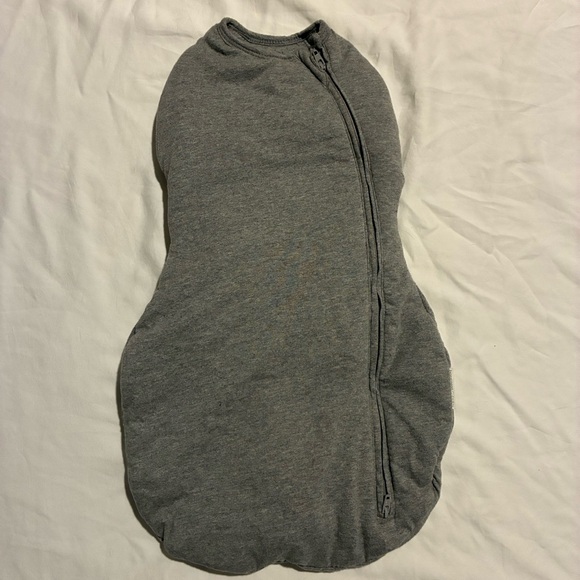 Happiest Baby Swaddle - Picture 11 of 13